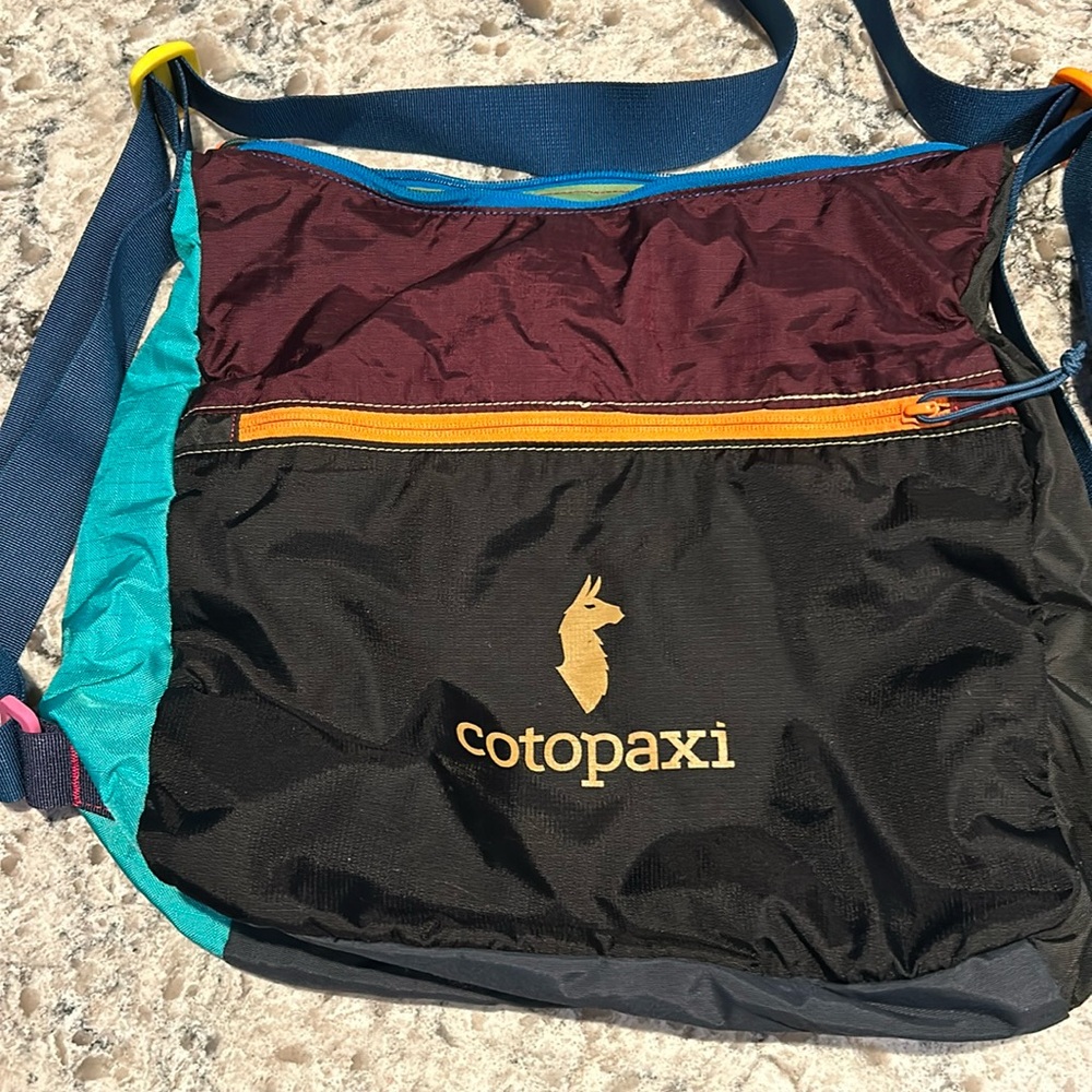 Cotopaxi Luzon del Dia bag